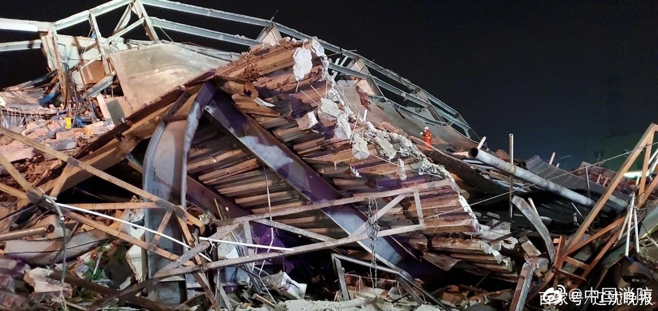 2025新澳门正版免费大全小龙女和施工现场坍塌致3死与施工现场坍塌事故
